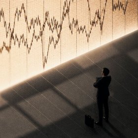 Наконец сезон альткоинов? Рынок только что прибавил $215 млрд