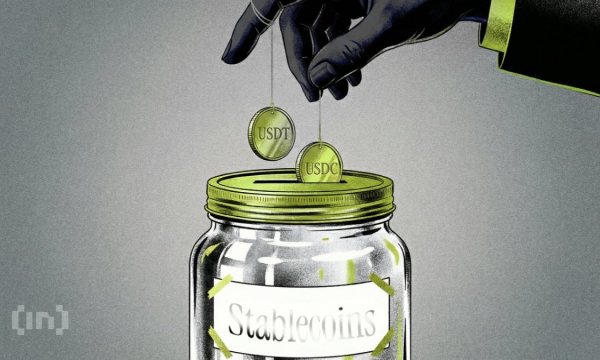 USDC и USDT захватили 84% расходов по крипто-картам, пока евро отступает USDC и USDT захватили 84% расходов по крипто-картам, пока евро отступает