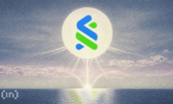 Standard Chartered пересматривает целевую цену Uniswap. «$100 — слишком мало»