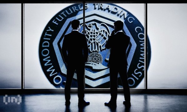 Гендиректор CME Group Терри Даффи схлестнулся с главой CFTC из-за рынков предсказаний Гендиректор CME Group Терри Даффи схлестнулся с главой CFTC из-за рынков предсказаний